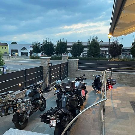 Bed And Breakfast Ma.Gi.A Cuneo Rom bilde