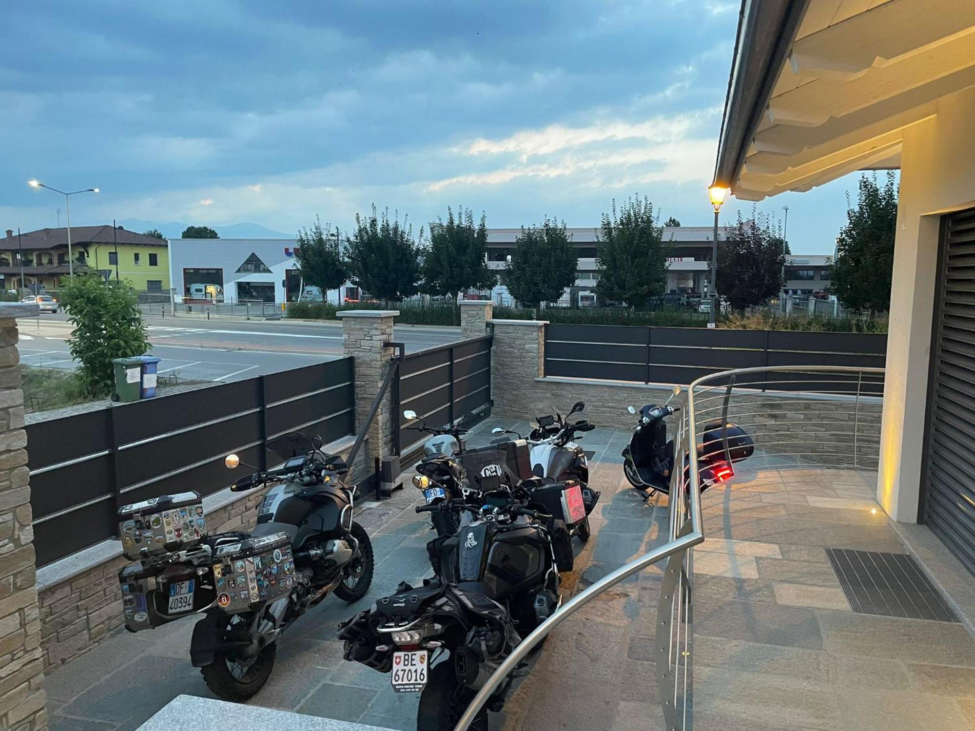 Bed And Breakfast Ma.Gi.A Cuneo Rom bilde